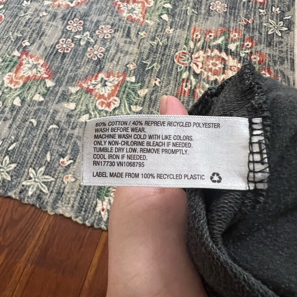 Cat & Jack elastic waistband pull on style active shorts - Picture 2 of 4